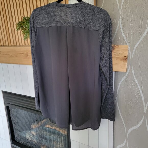 Loft Long Sleeve Split-neck Pullover - Picture 3 of 4
